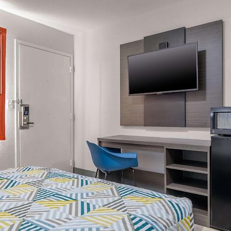 טופיקה Home 6 Motel מראה חיצוני תמונה