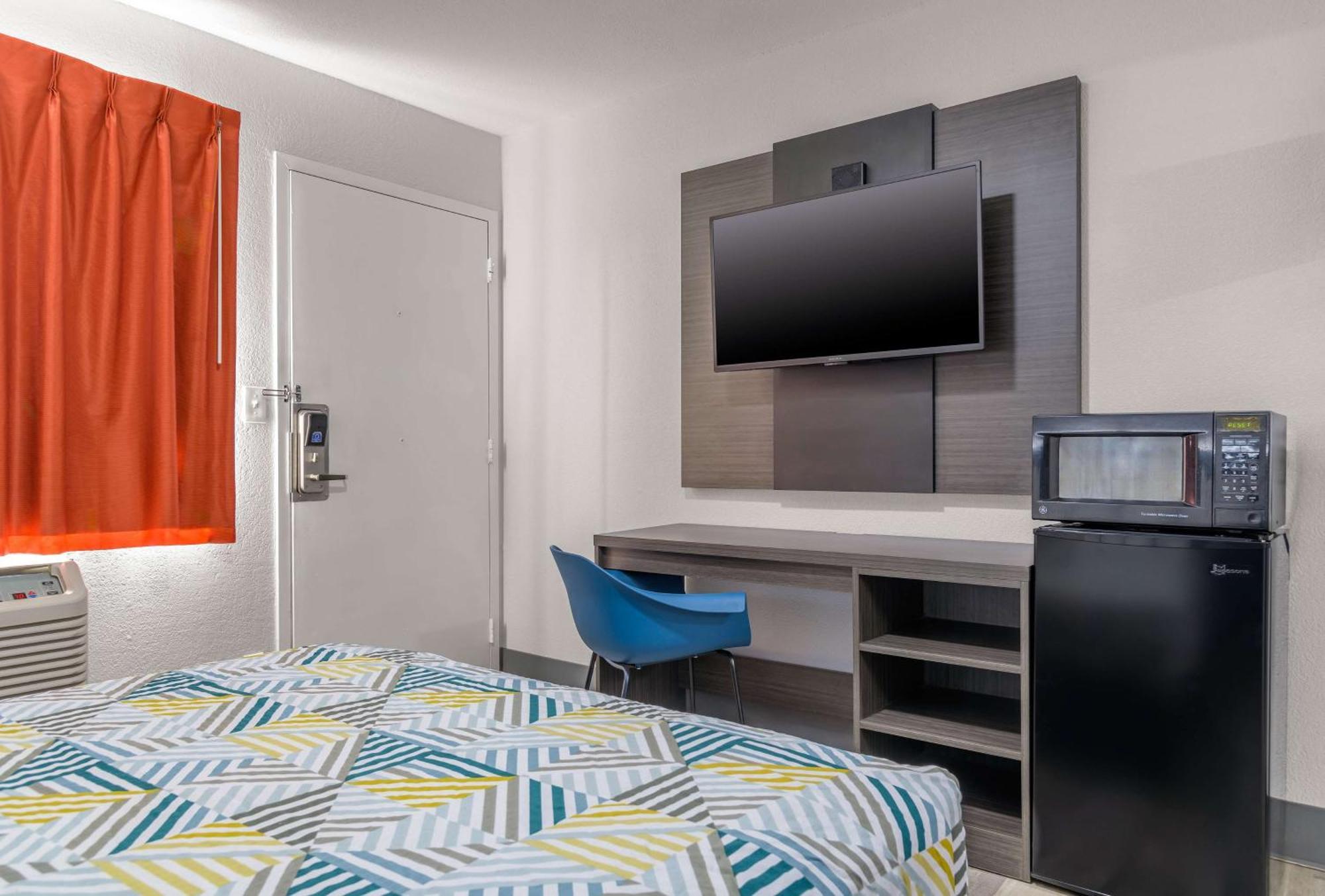 טופיקה Home 6 Motel מראה חיצוני תמונה