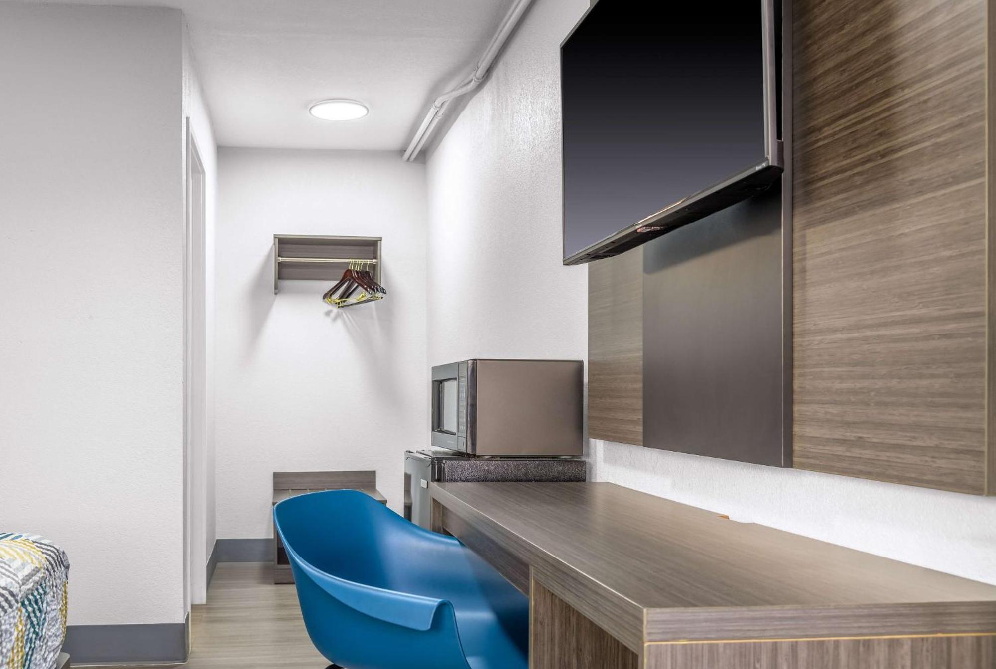 טופיקה Home 6 Motel מראה חיצוני תמונה