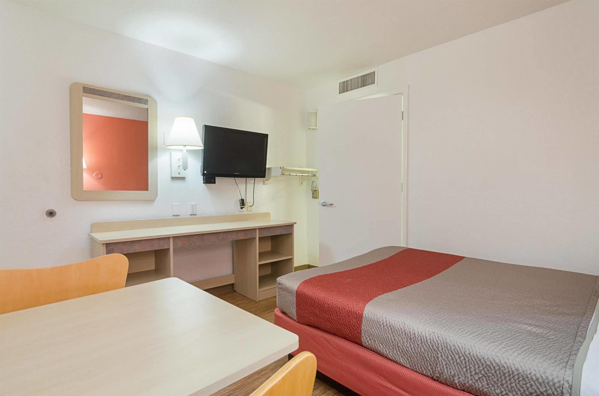 טופיקה Home 6 Motel מראה חיצוני תמונה